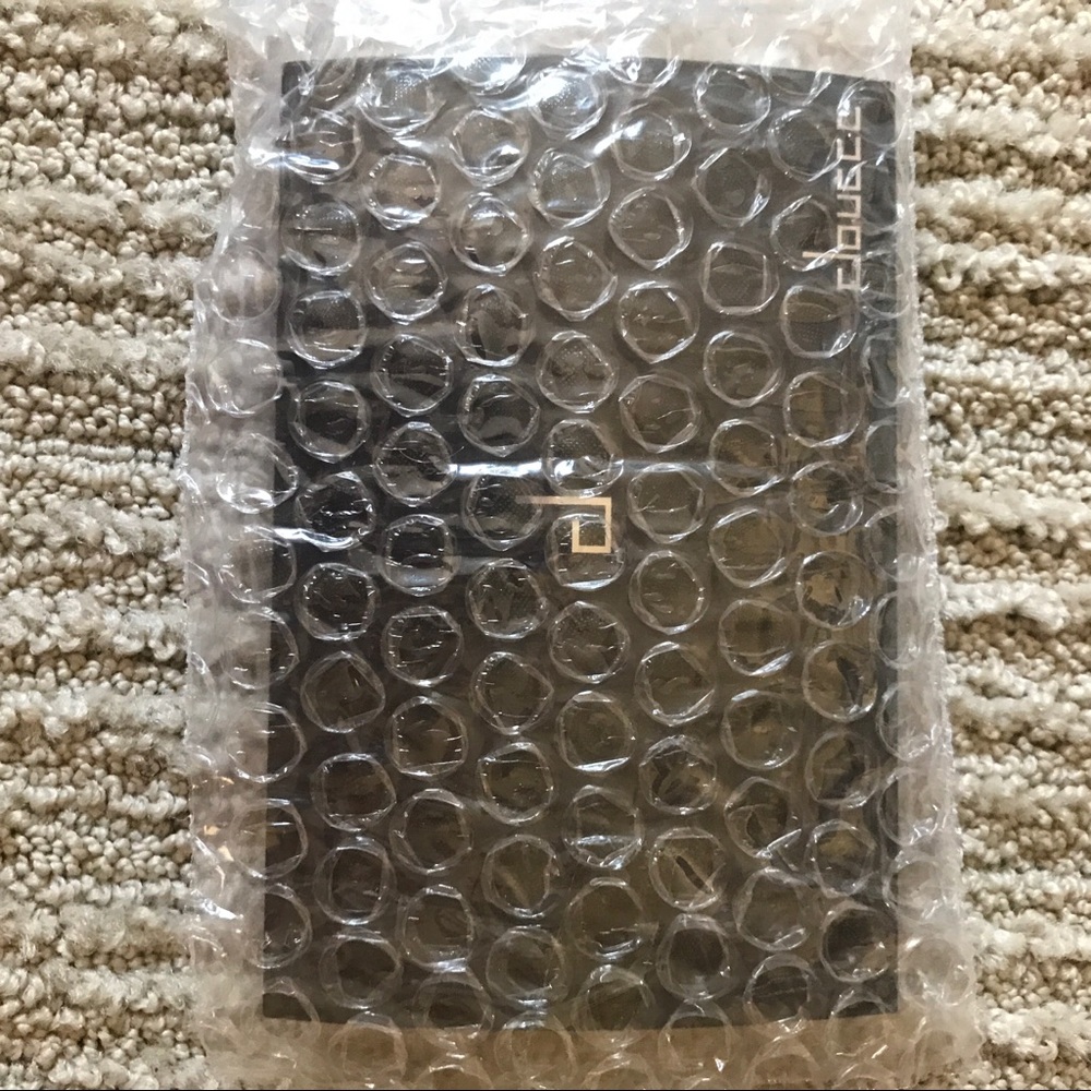NEW Doucce freematic eyeshadow pro palette smokey - Picture 5 of 5